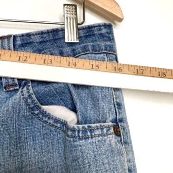 Levis Signature Women's Low Rise Bootcut Distress Denim Jeans 10 Vintage Blue - Picture 5 of 12